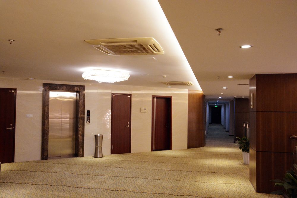 Shanghai Chuansha Hotel Buitenkant foto